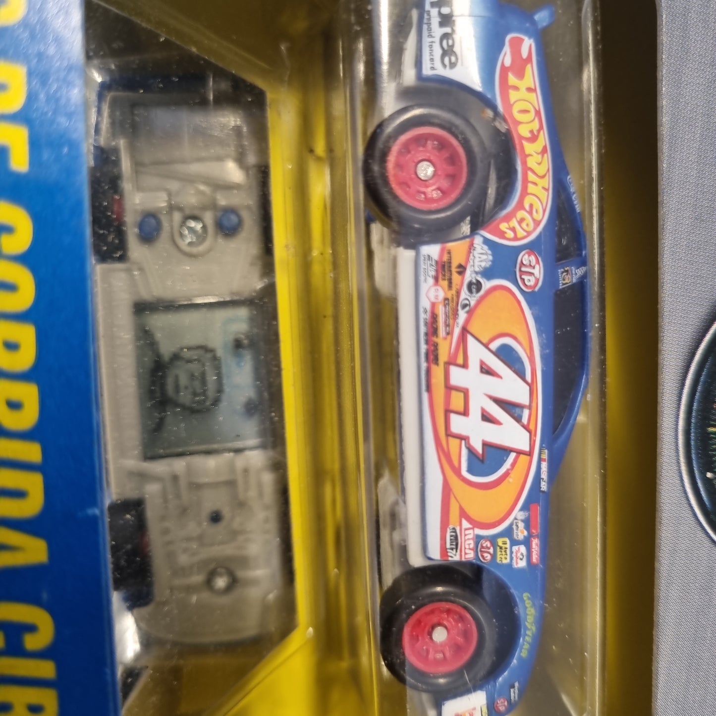 Hot wheels Cyber Racer : Nascar