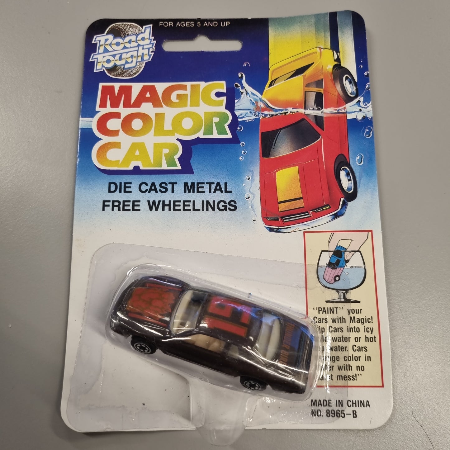 Yatming : Road Tough Magic Color Car : Ford Thunderbird (Retro)