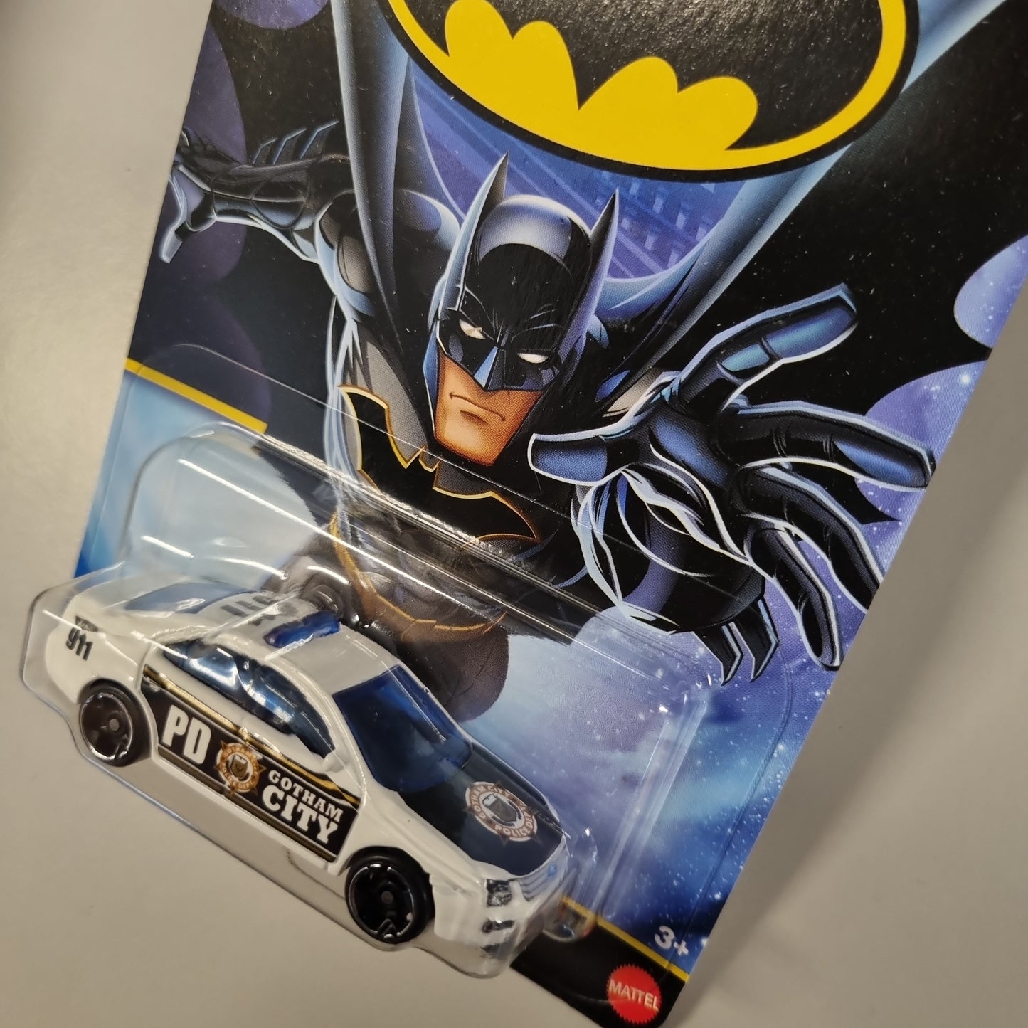 HotWheels Theme Batman :  Ford Fusion Gotham City PD politibil