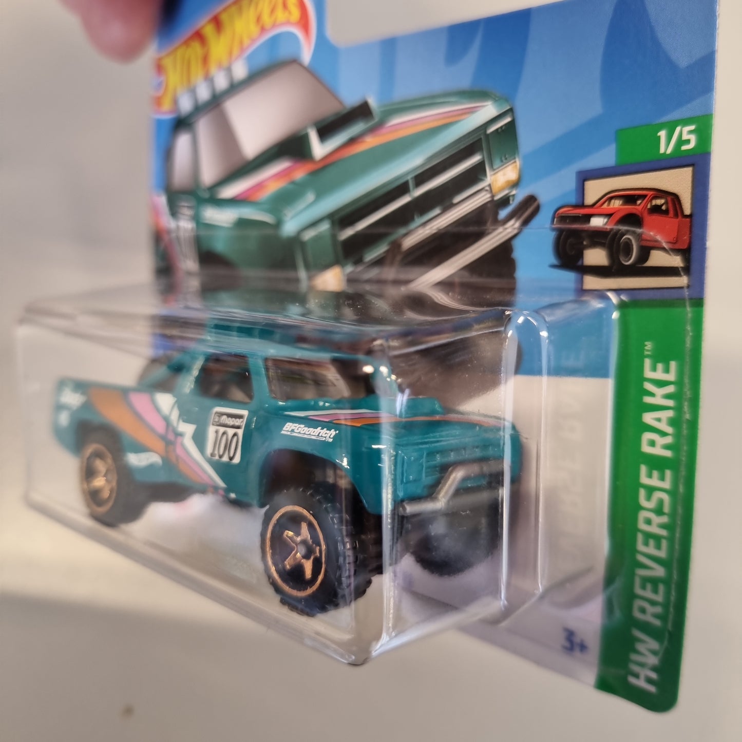 Hot Wheels : '87 Dodge D100