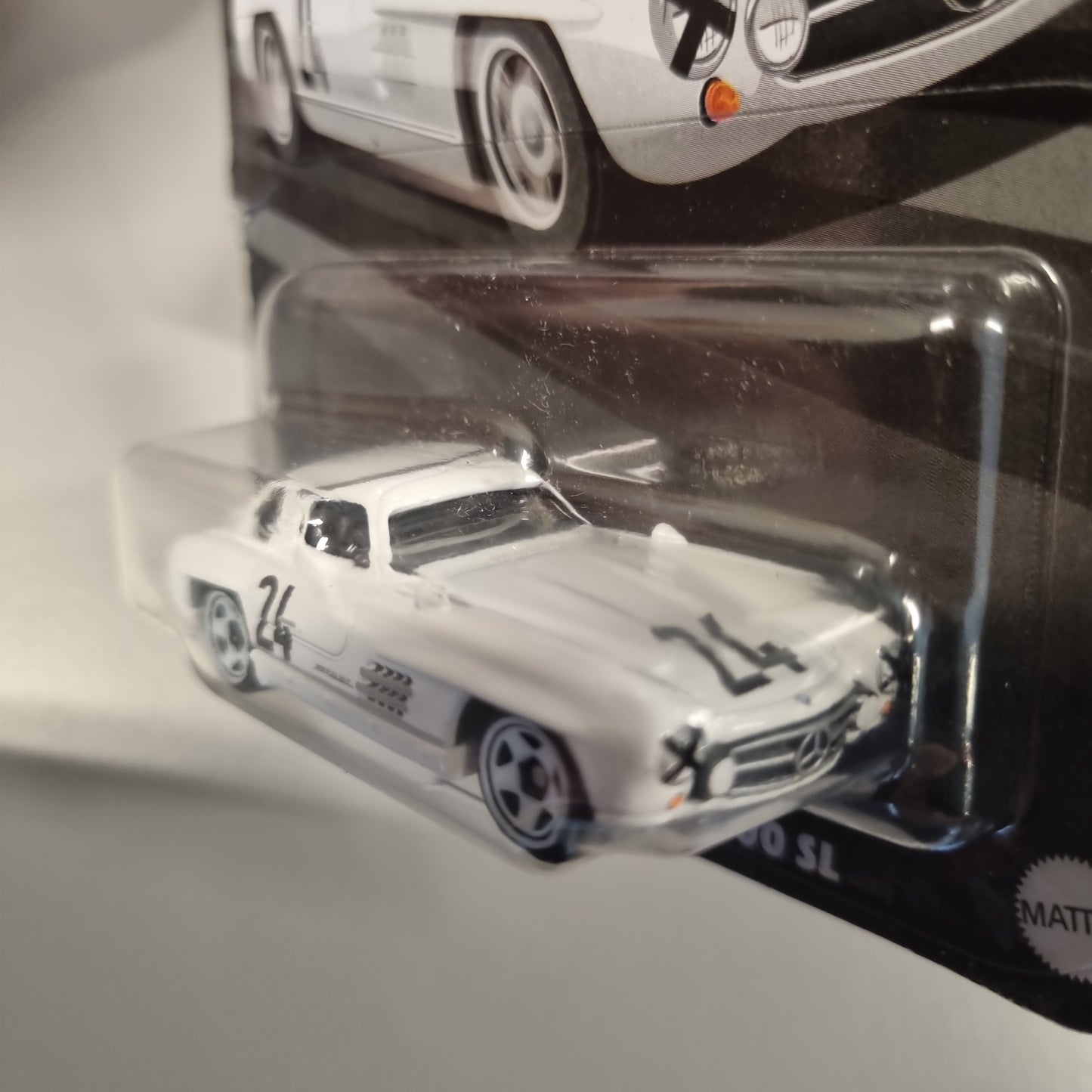 Hot wheels : 1954 Mercedes-Benz 300 SL vintage racing club