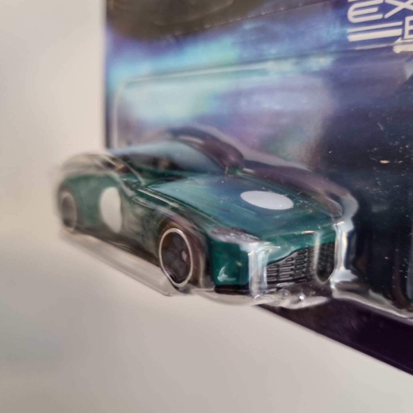 Hot wheels Premium : Aston Martin V12 Speedster