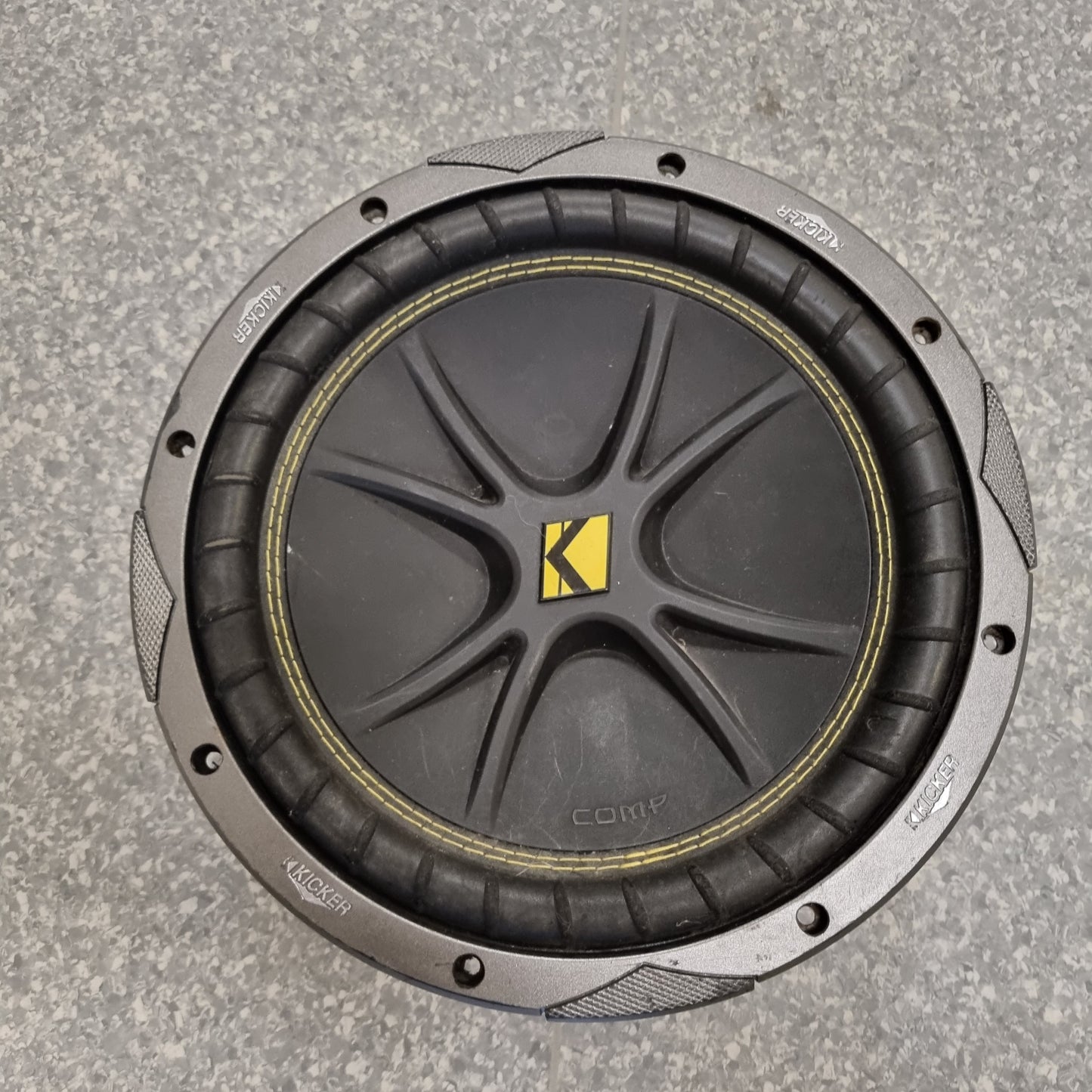 Kicker Comp C10 10" (brukt)