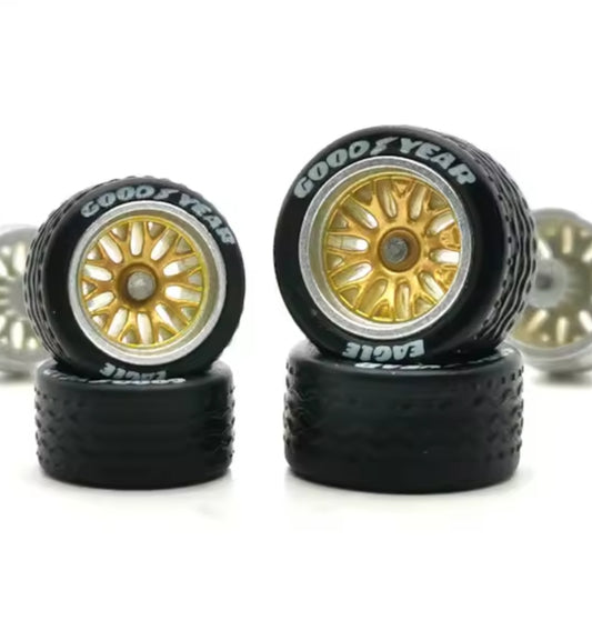 1/64 felger : BBS-Style Felger m/ "Good Year" dekk ( 10,8mm + 12,8mm ) gullfarge spokes