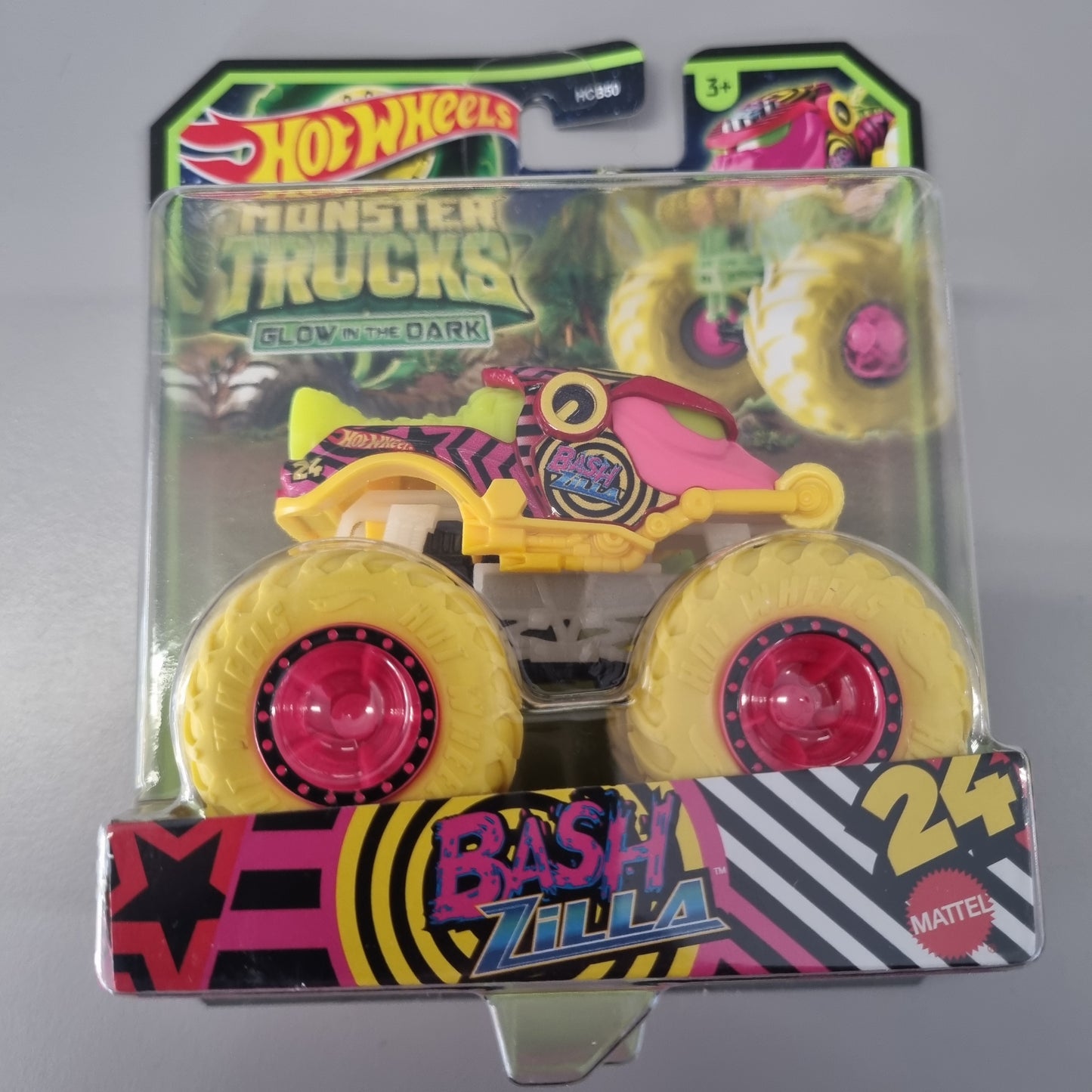 Hot wheels Monster Trucks : Glow In The Dark : Bash Zilla