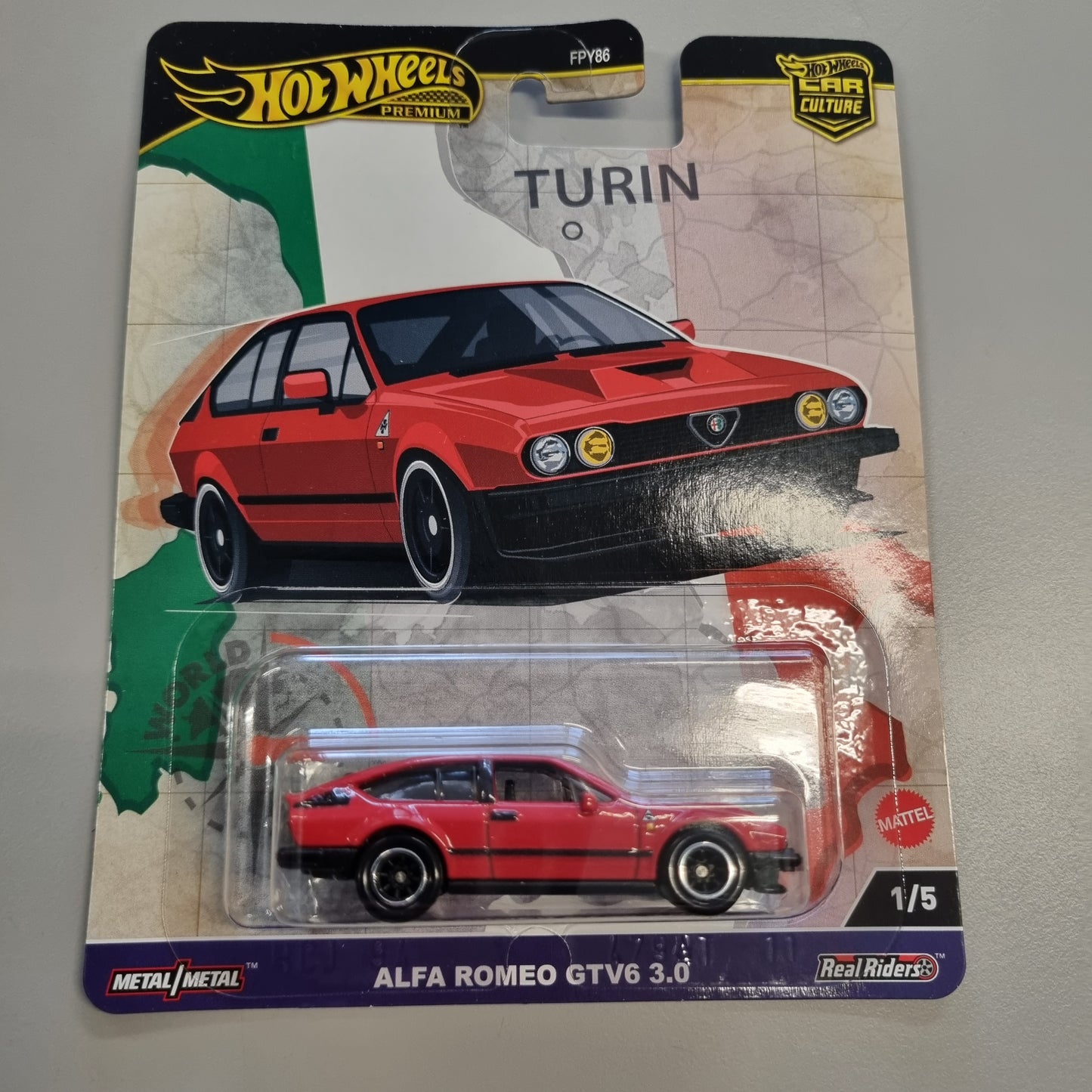 Hot wheels Premium : Alfa Romeo GTV6 3.0