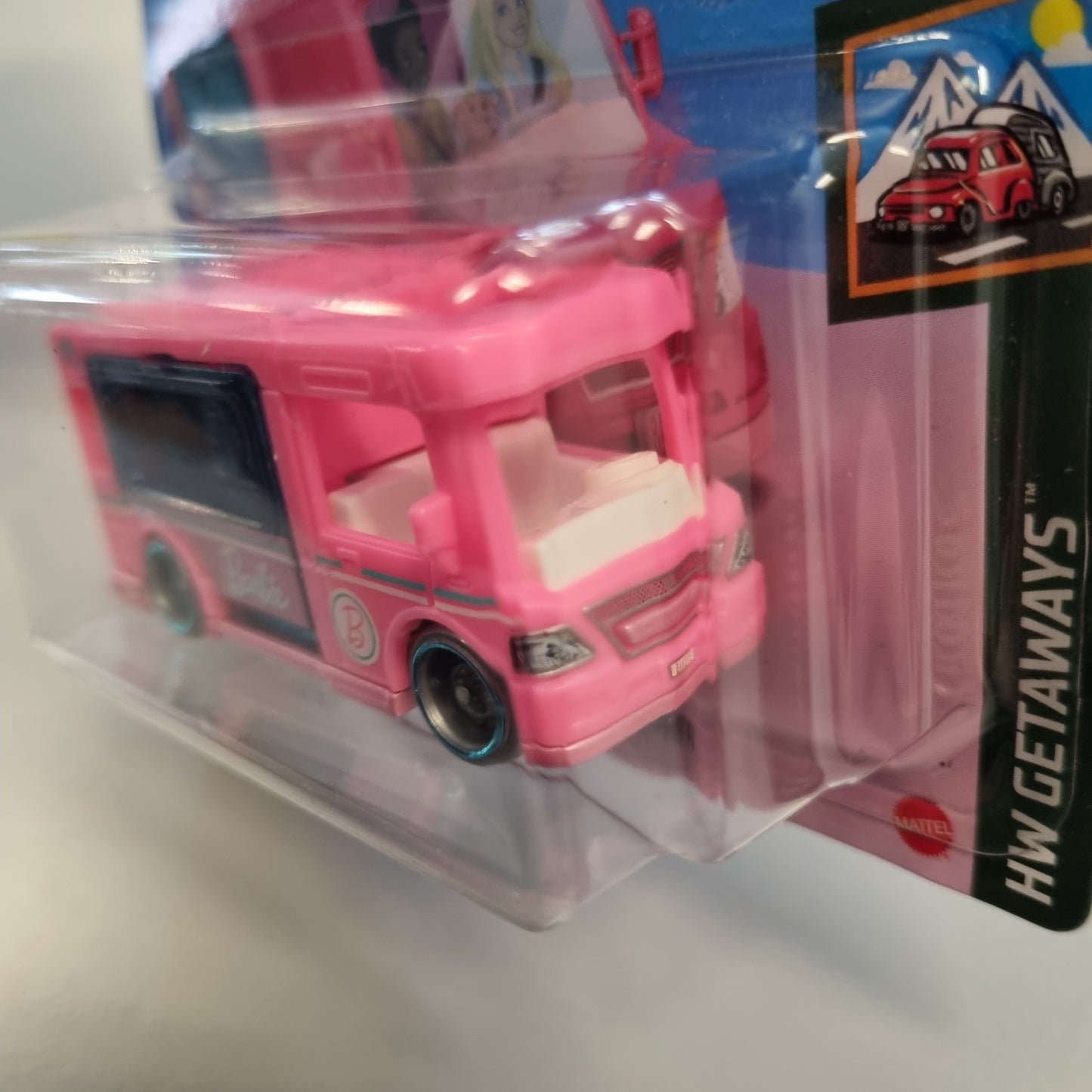 Hot Wheels : Barbie Dream Camper (2021)