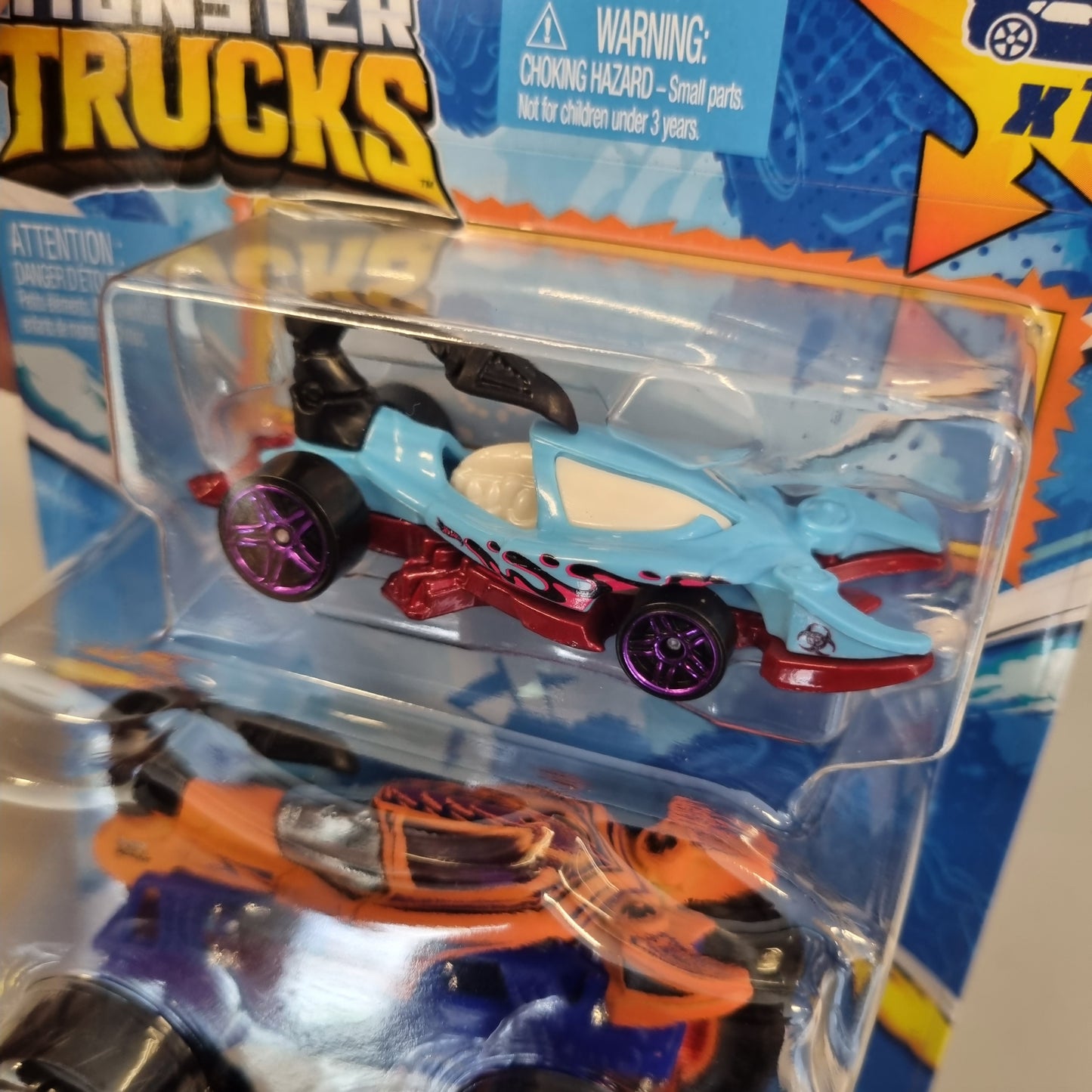 Hot wheels Monster Trucks : Truck & Car : Scorpedo