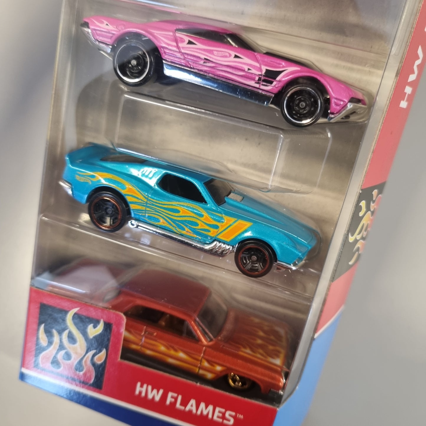 Hot Wheels 5 pack : HW Flames (Ford F-100 , Chevy Impala , Silverado , m.fler)