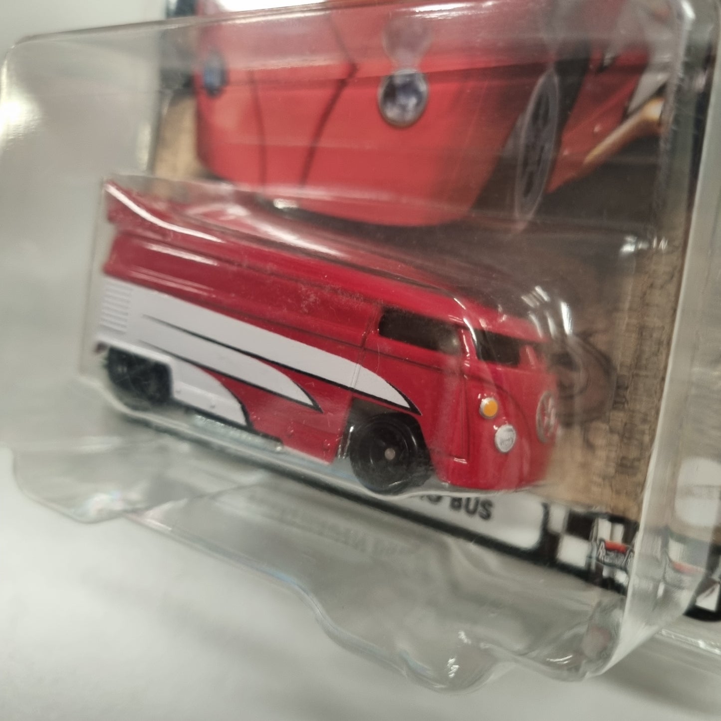 Hot wheels Premium : Volkswagen Drag Bus (med protector)