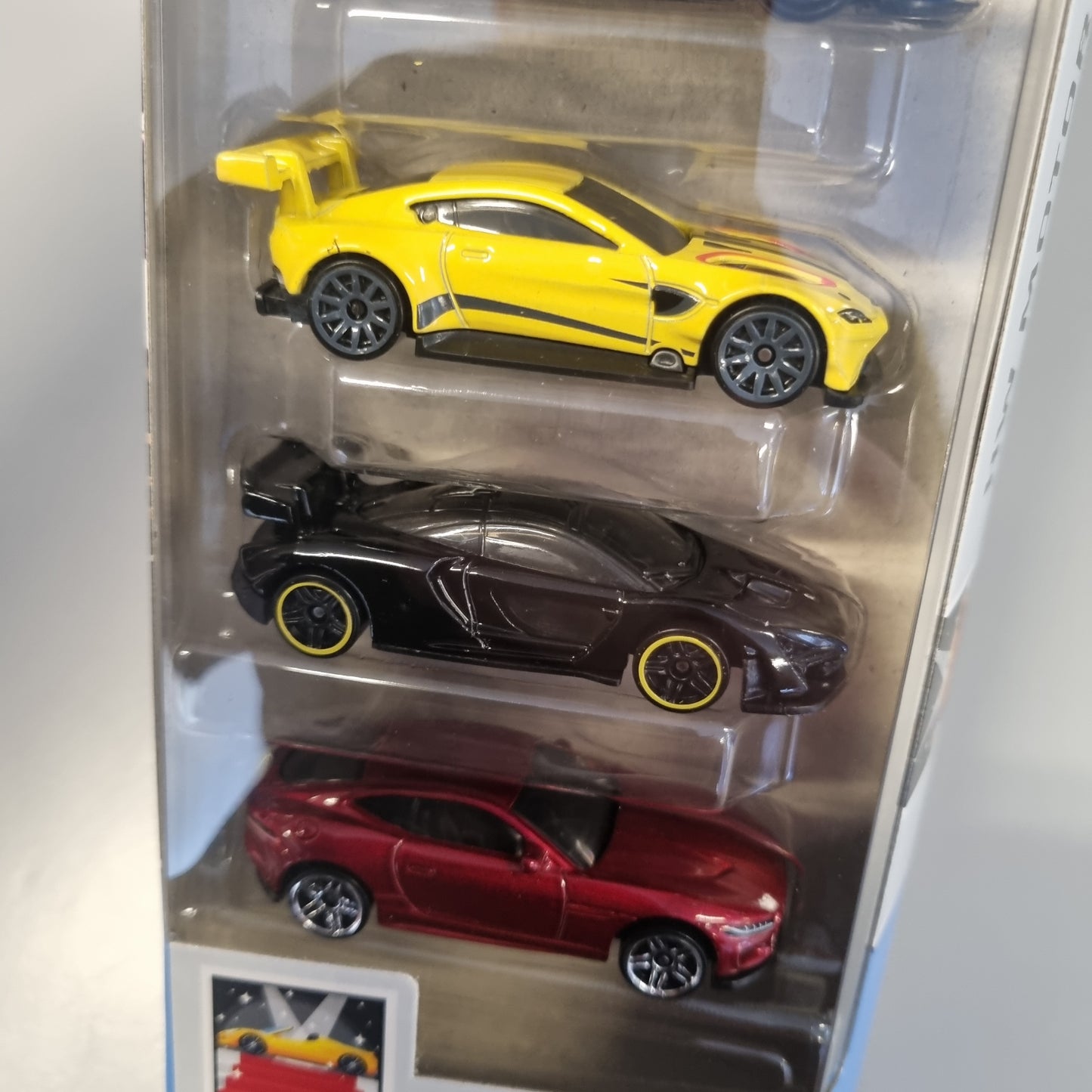 Hot Wheels 5 pack : HW Motor Show (McLaren Senna , Acura NSX , Corvette , Jaguar , m.fler)