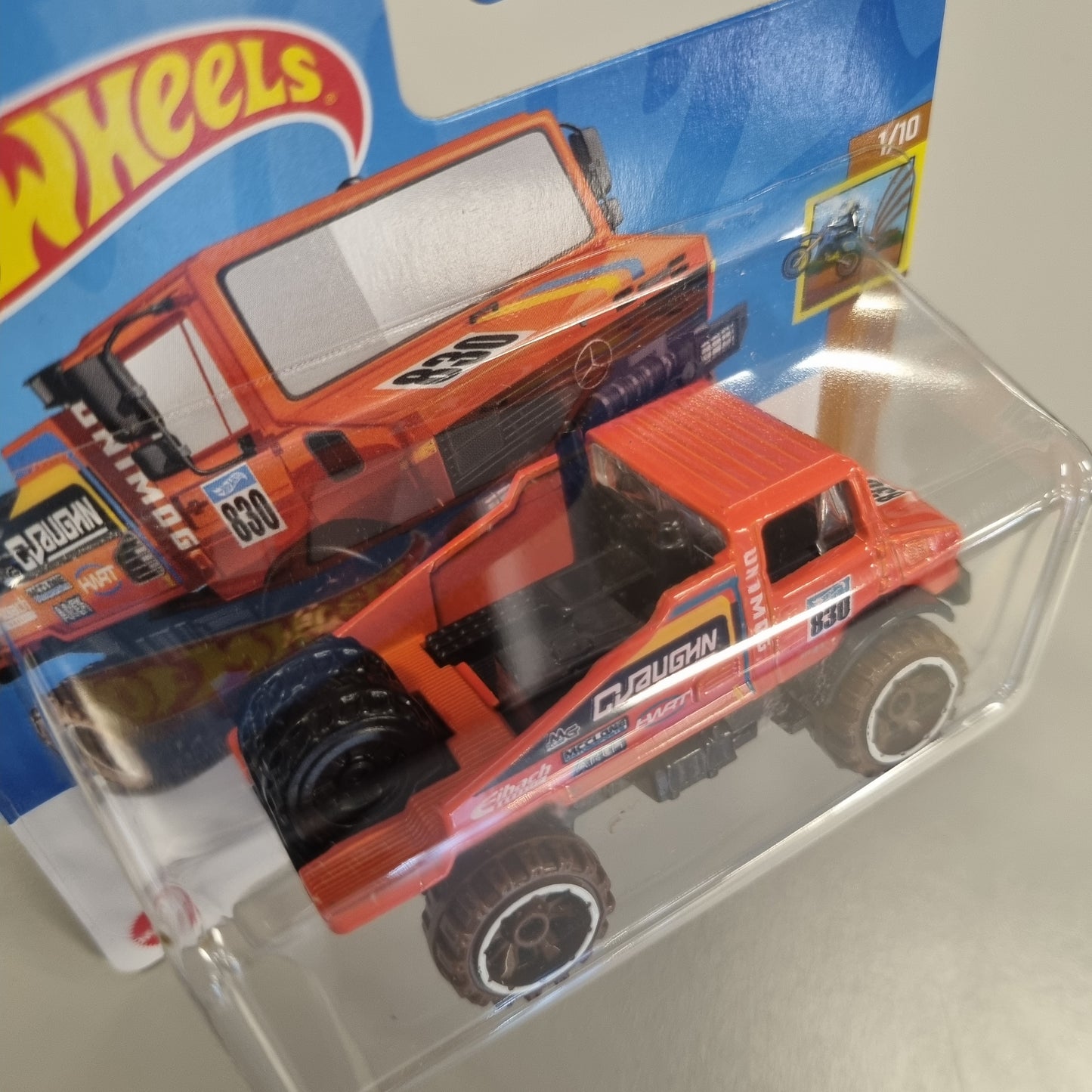 Hot wheels : Mercedes-Benz Unimog 1300L