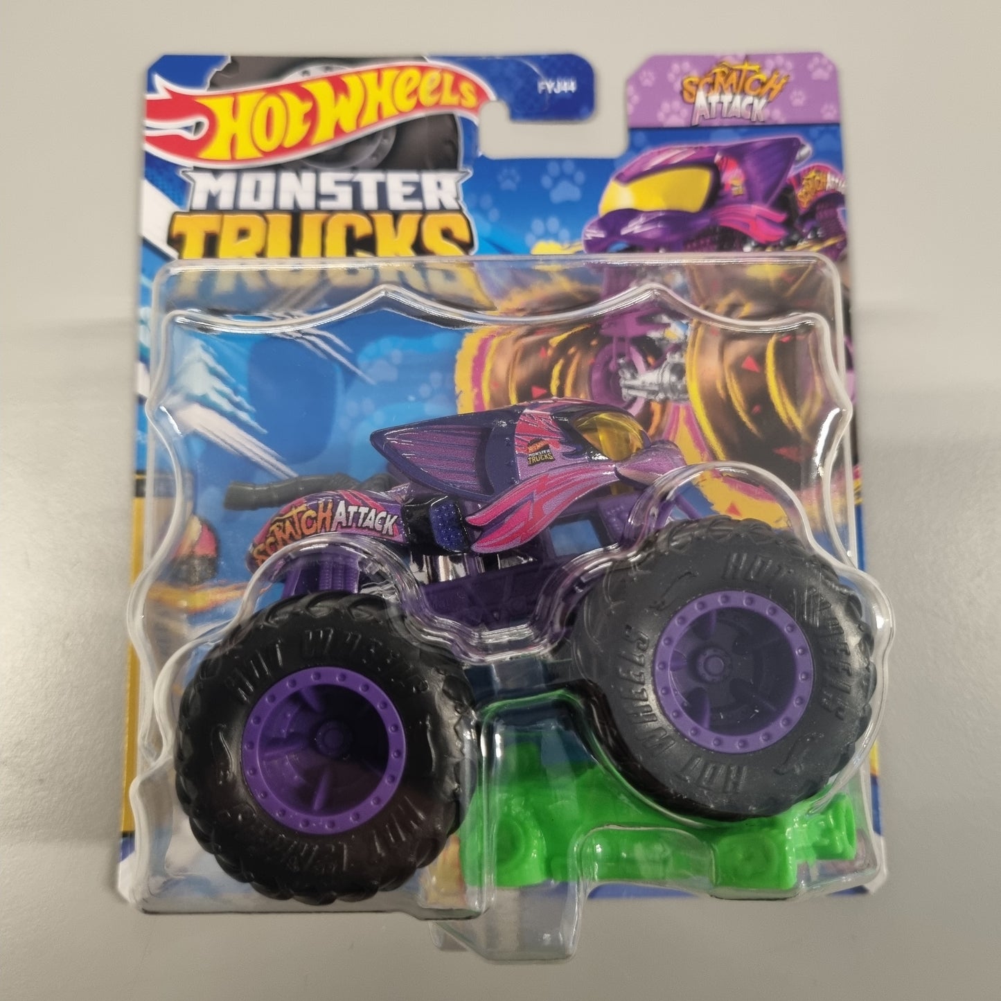 Hot wheels Monster Trucks : Scratch Attack